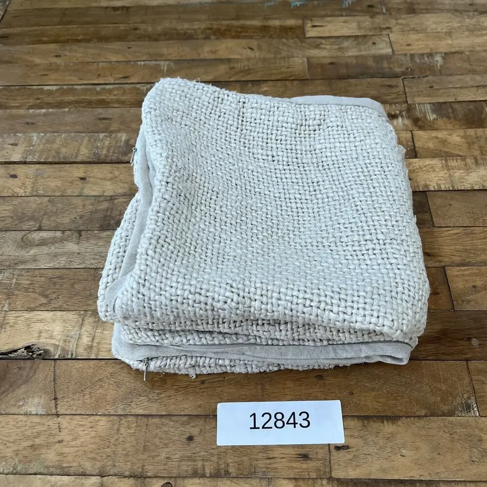 Pottery Barn Textured Woven Linen Pillow Covers Set of 2 20 in x 20 in